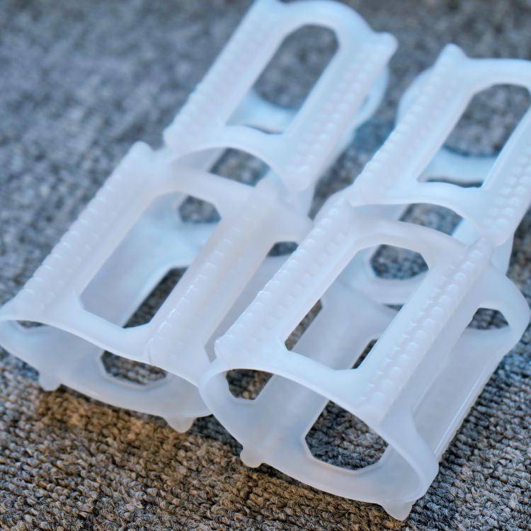 Transparent set of four